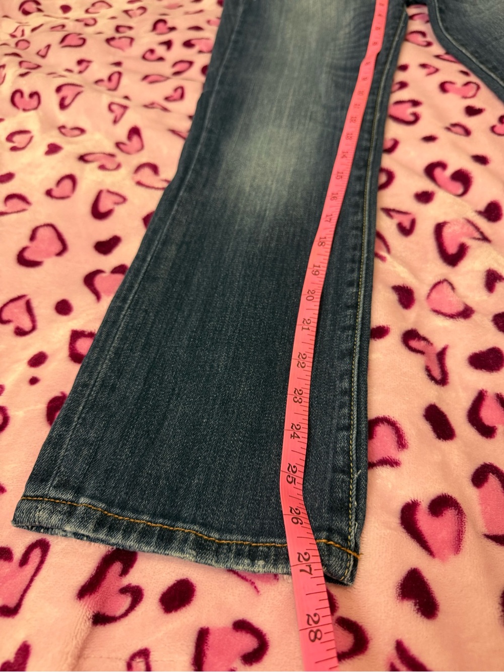 Lucky Brand Straight Leg Jeans in Faded Blue - Picture 7 of 10